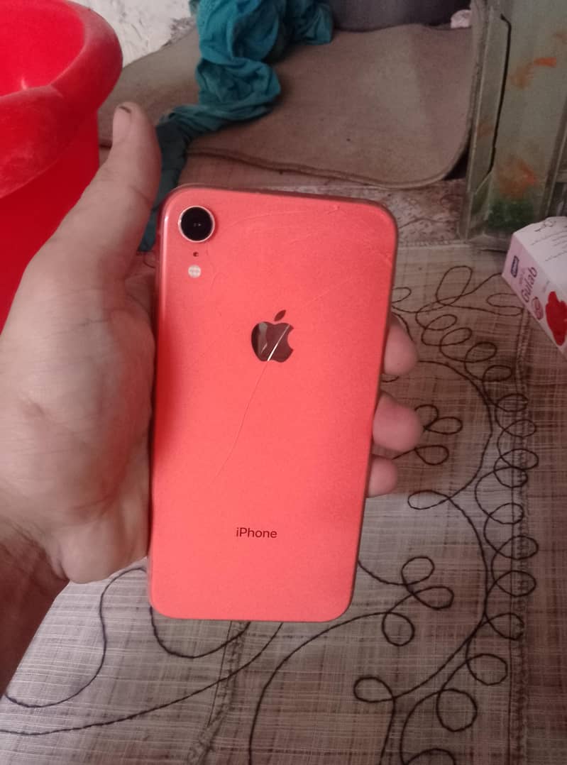 Apple iPhone XR 0