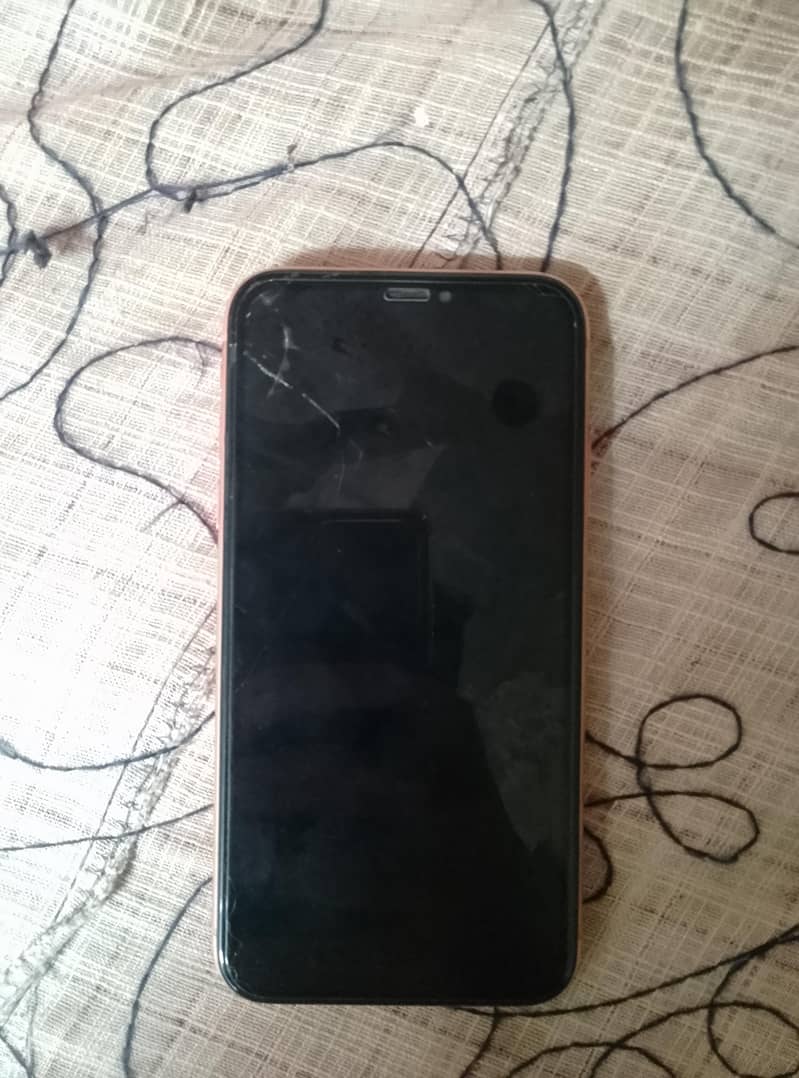 Apple iPhone XR 8