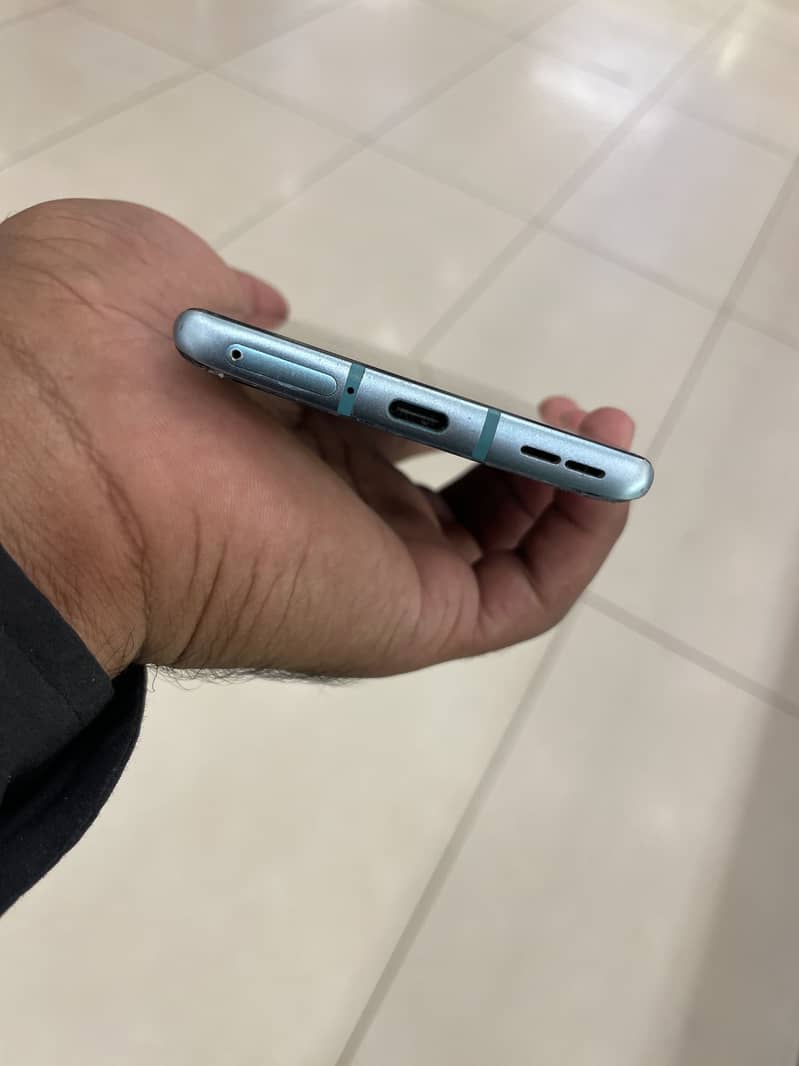 One Plus 8 6