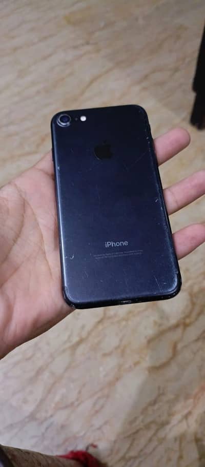 Apple iPhone 7
