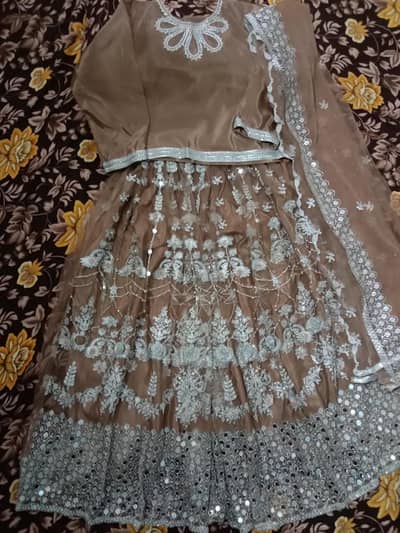 branded lehnga