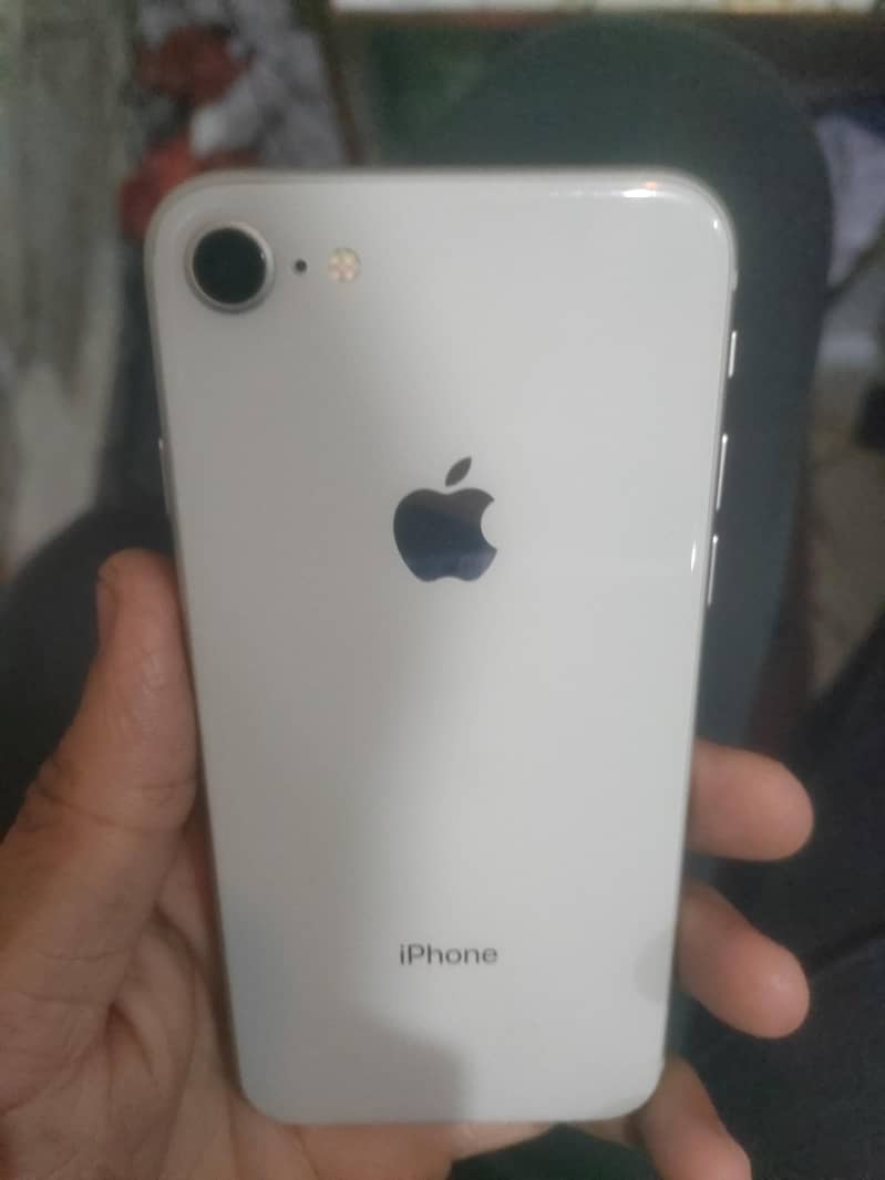 Apple iPhone 8 0