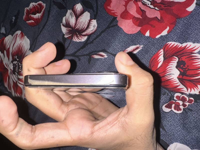 Realme C75 6