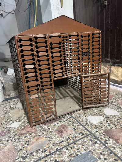 Metallic cage ( Pingra )