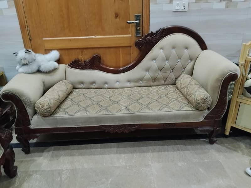 Sofa set with dewan 0