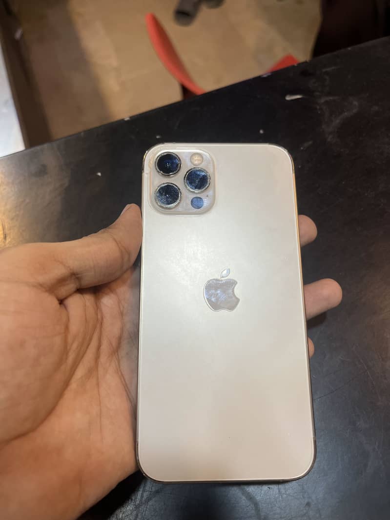 Apple iPhone 12 Pro 2