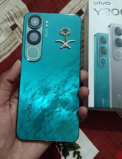 Vivo Y200 8/256 With Box Charger 80w