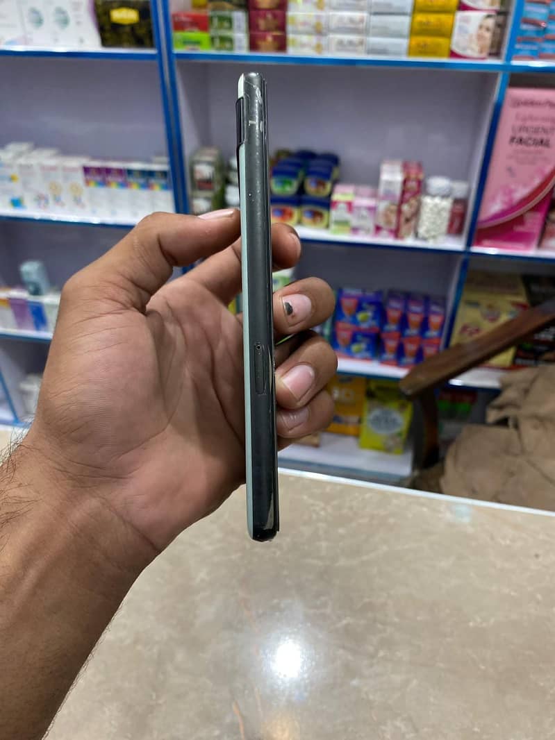 Google Pixel 6a 3