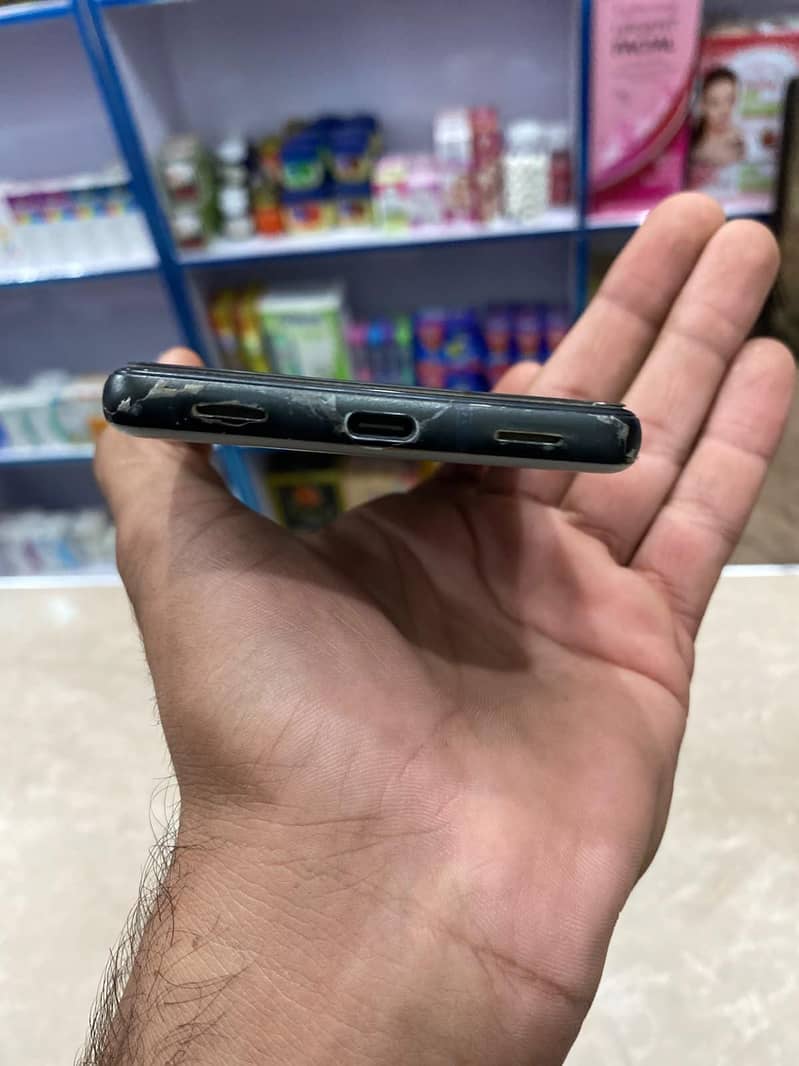 Google Pixel 6a 4