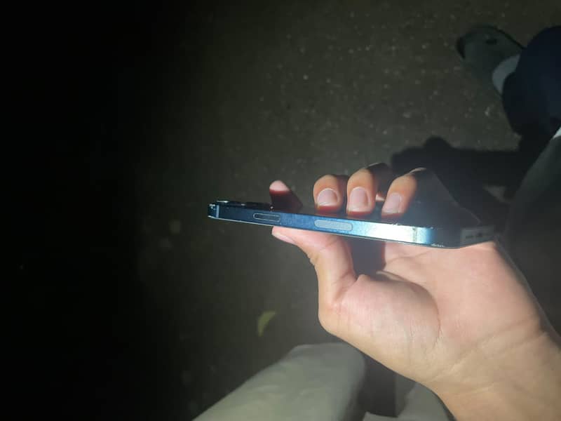 iphone 13 non-pta 4