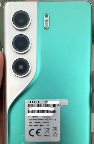Tecno CAMON 40 Pro
