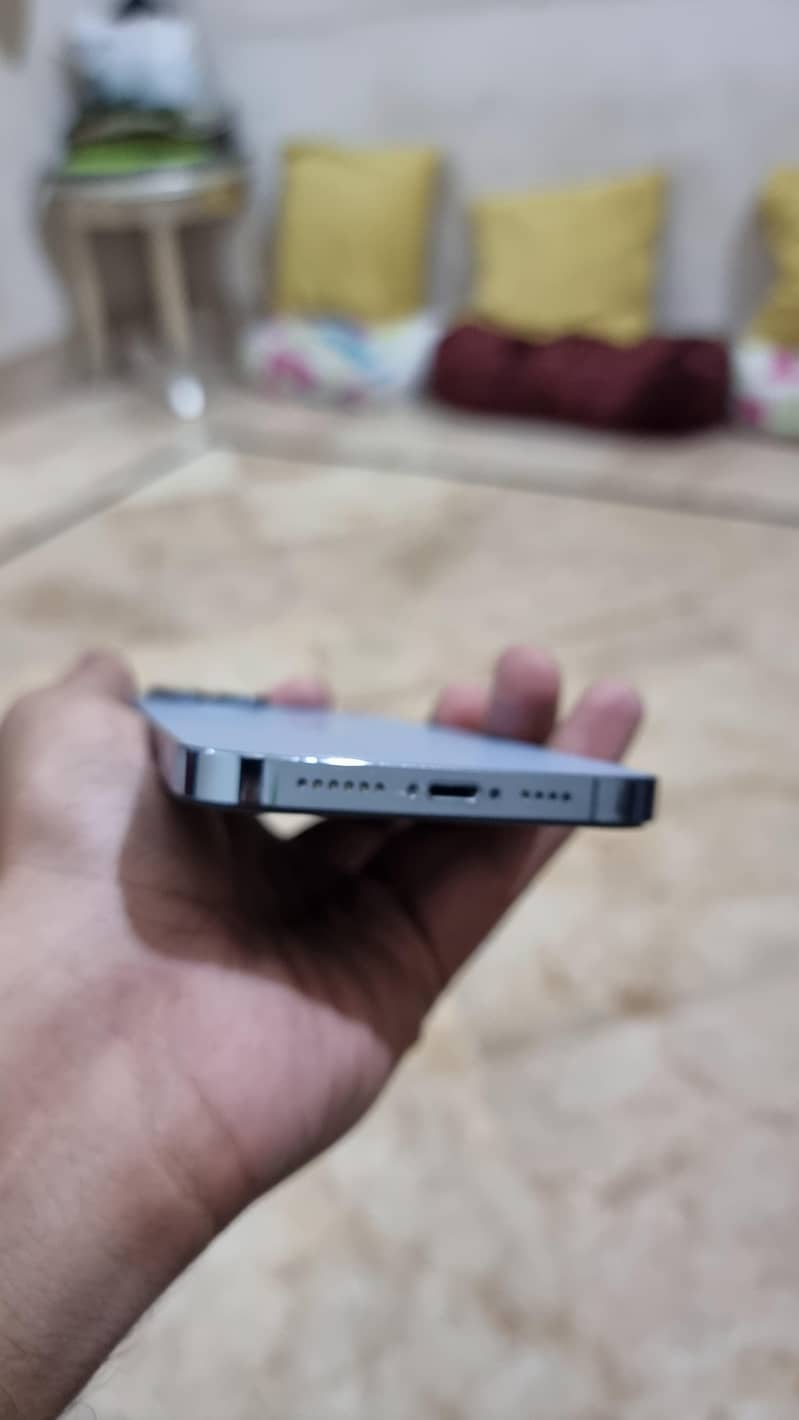 Apple iPhone 13 Pro Max 3