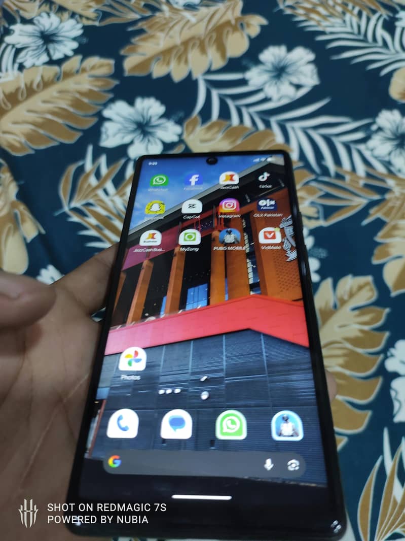 Google Pixel 6a 5