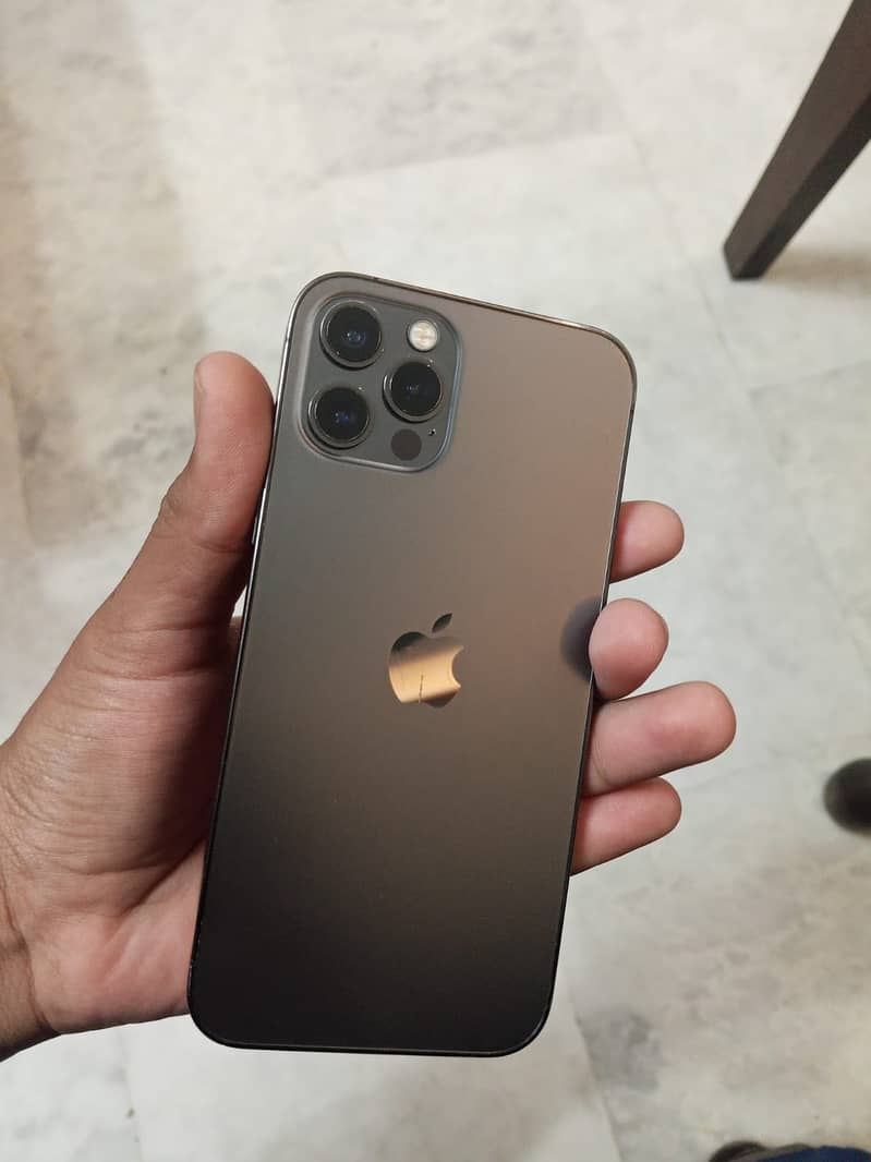 Apple iPhone 12 Pro 0