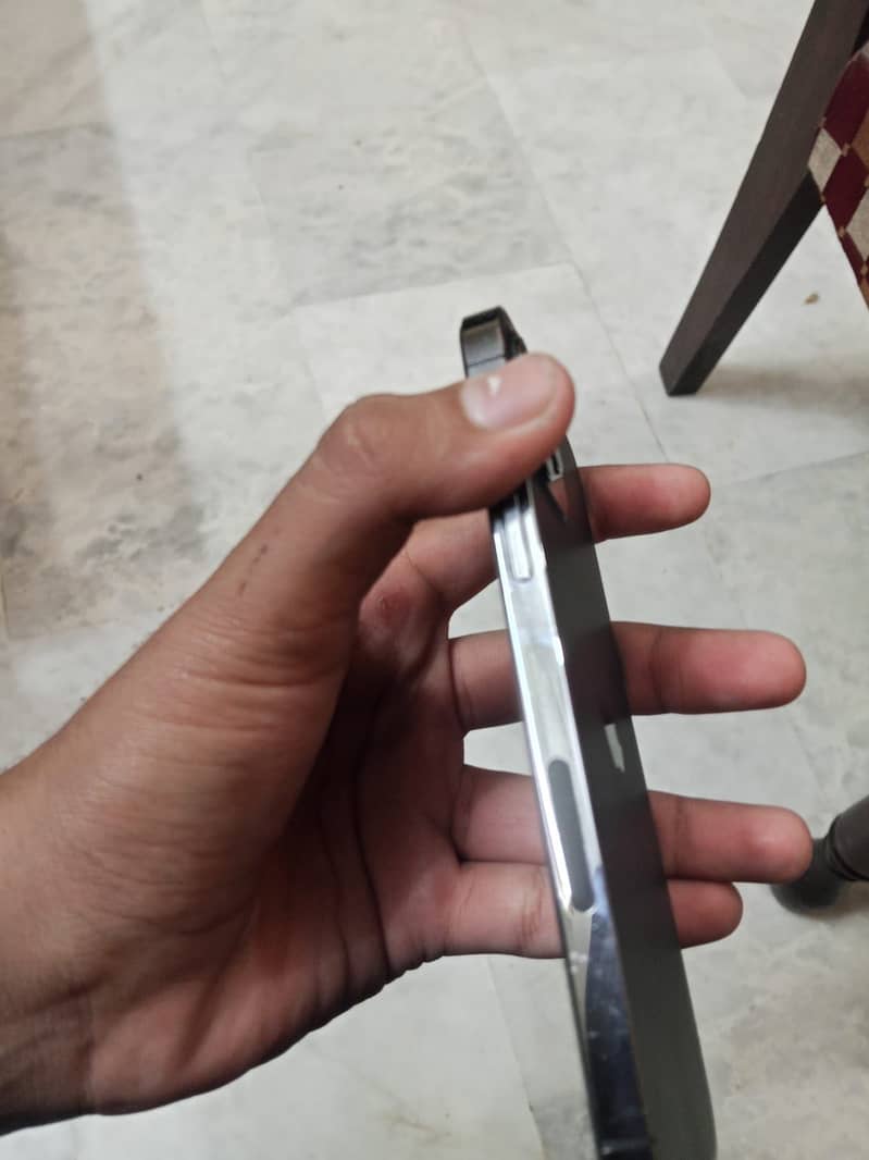 Apple iPhone 12 Pro 2
