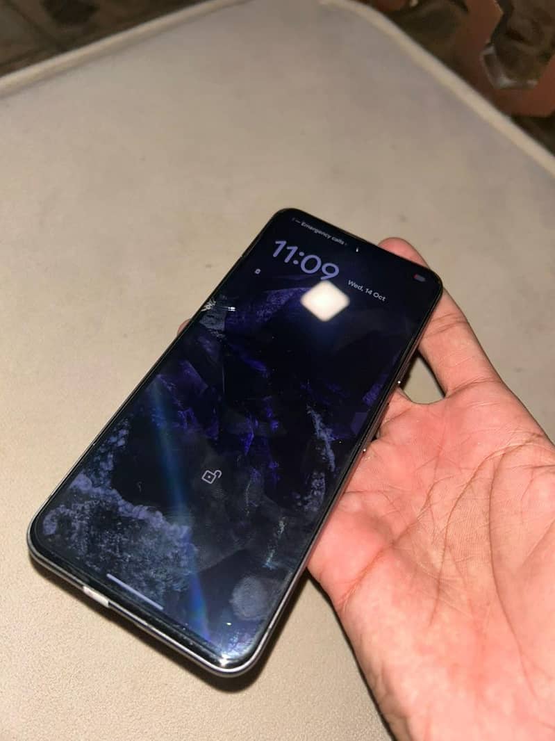 GOOGLE PIXEL 8 5