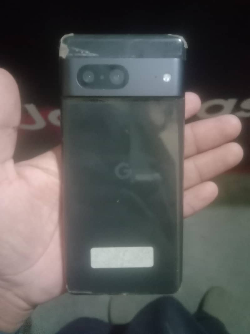 Google Pixel 7 4