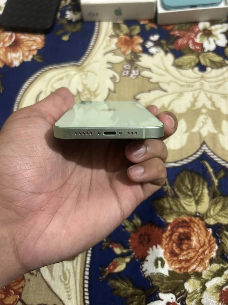 iPhone 12 2