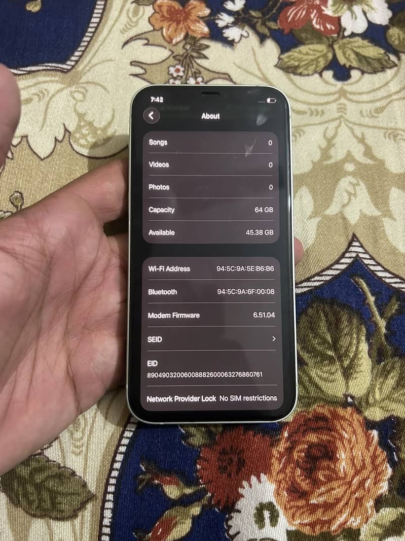 iPhone 12 6
