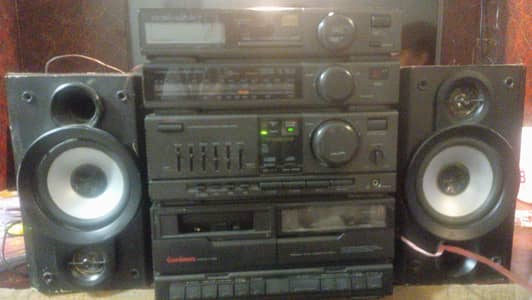 orignal japani amplifier with speakers