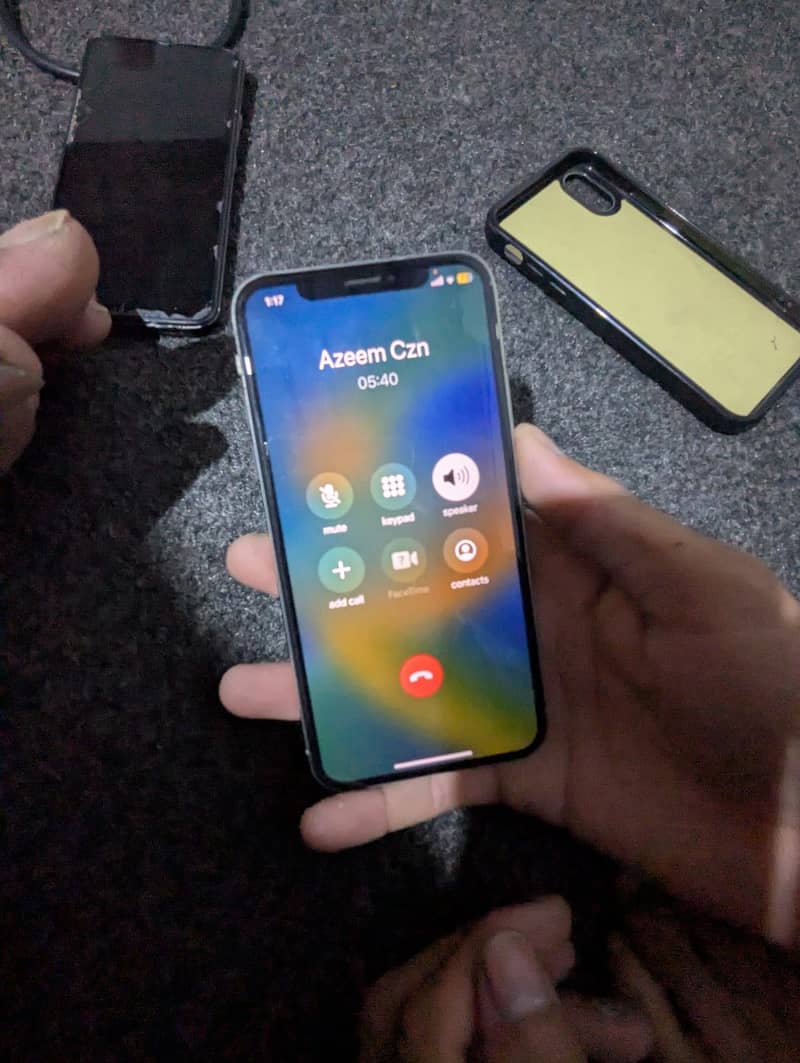 Apple iPhone X 0