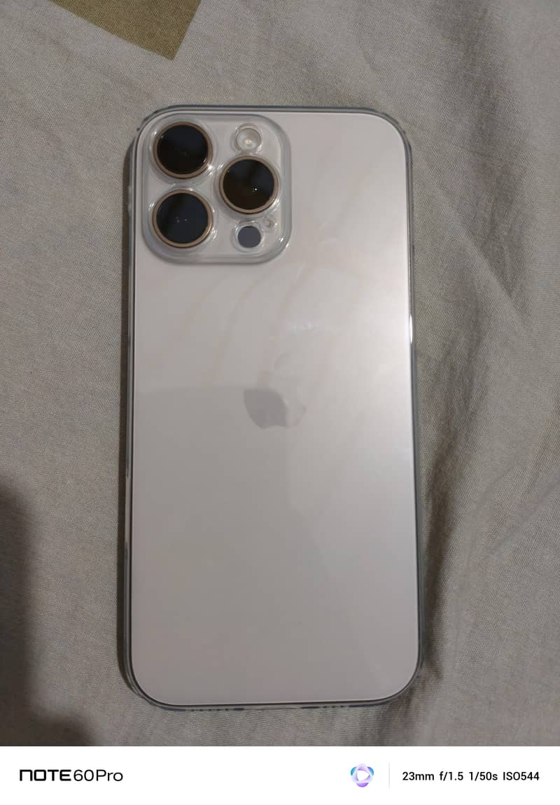 Apple iPhone 16 Pro Max 0