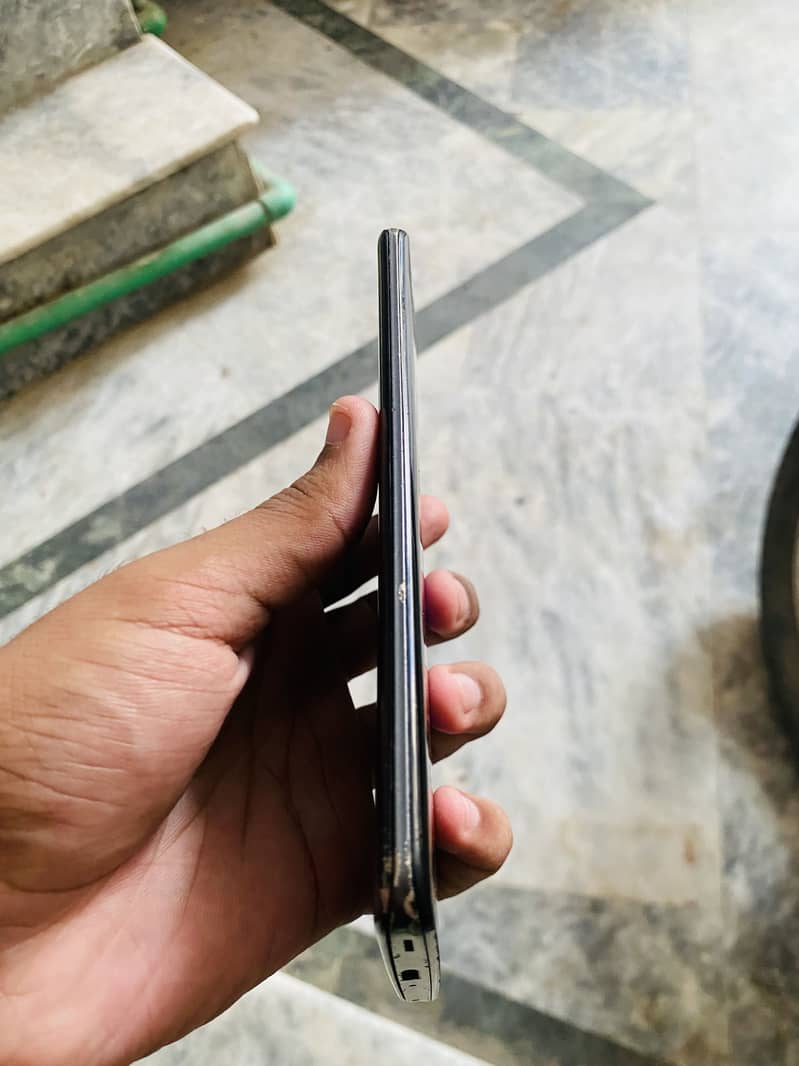 Sharp Aquos Zero 2 8/256gb 5