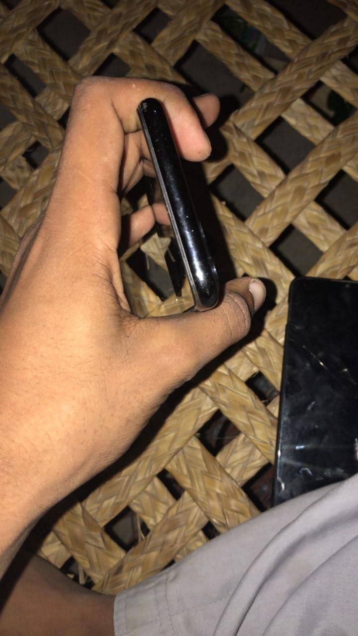 iphone. 11pro 1