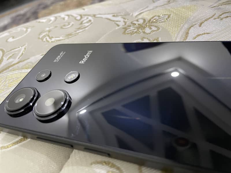 Xiaomi Redmi Note 13 1