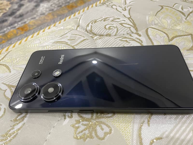 Xiaomi Redmi Note 13 2