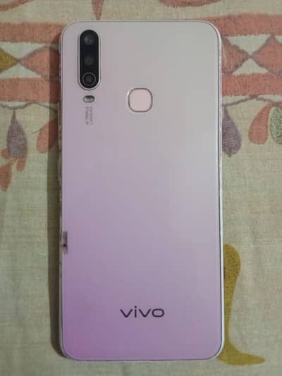 Vivo Y17