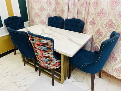Habitt dinning table for sale