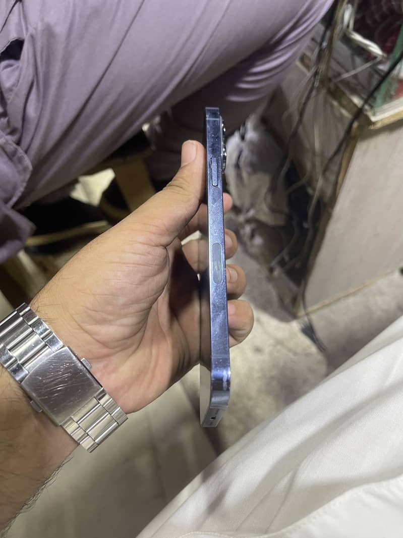 Apple iPhone 13 Pro Max 5