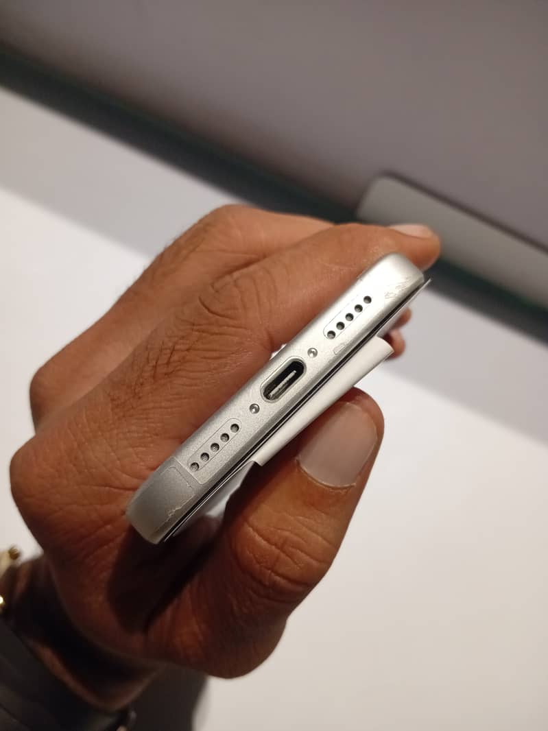 Apple iPhone 17 Pro 3