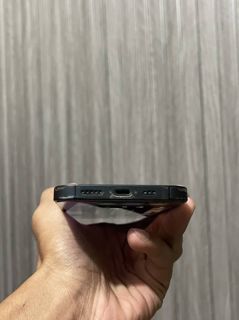 Apple iPhone 13 3