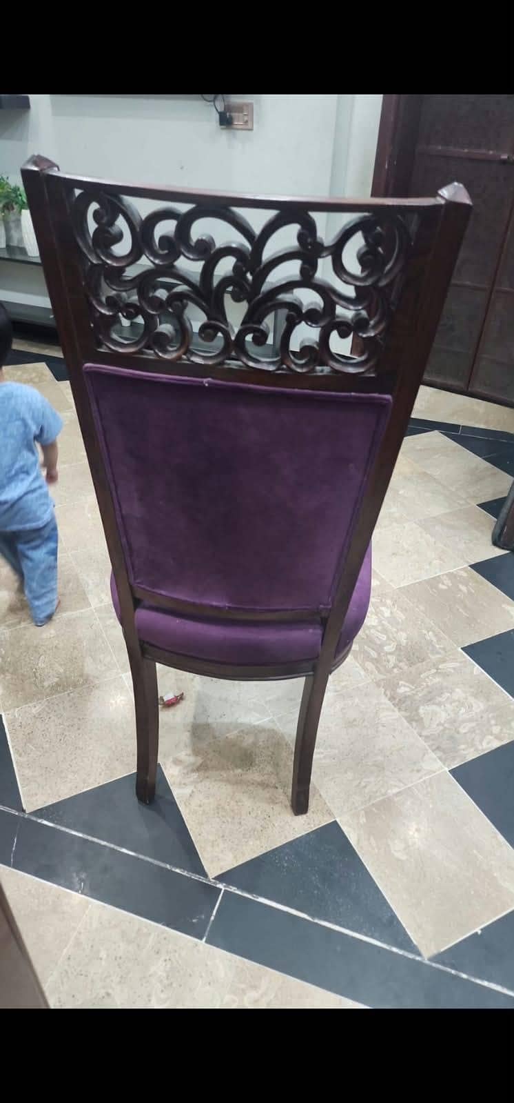 dinging table with chair 0