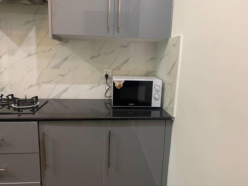 Furnished upper portion 8