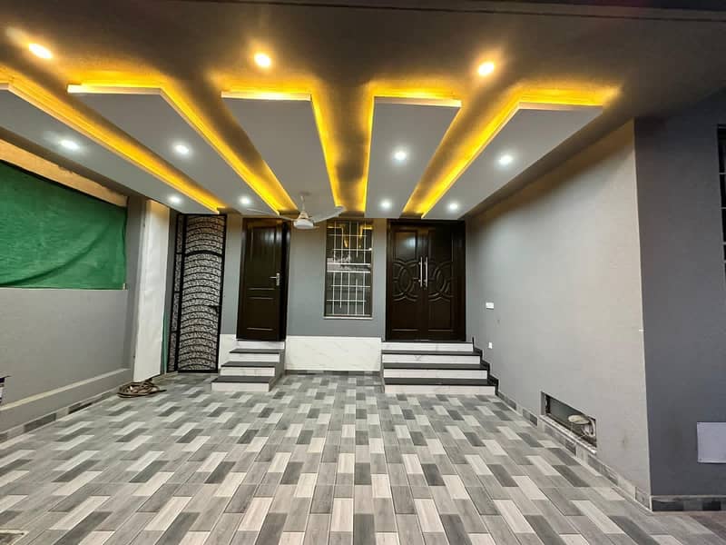 Furnished upper portion 10