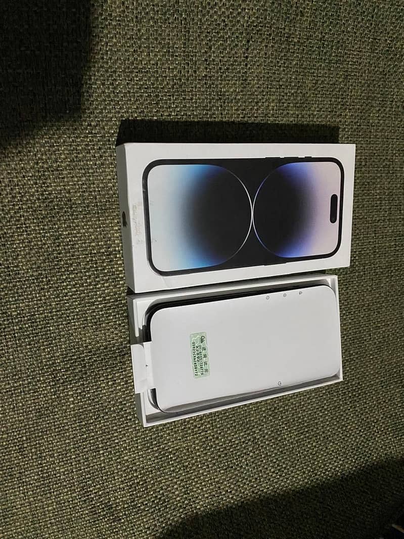 Apple iPhone 14 Pro 0