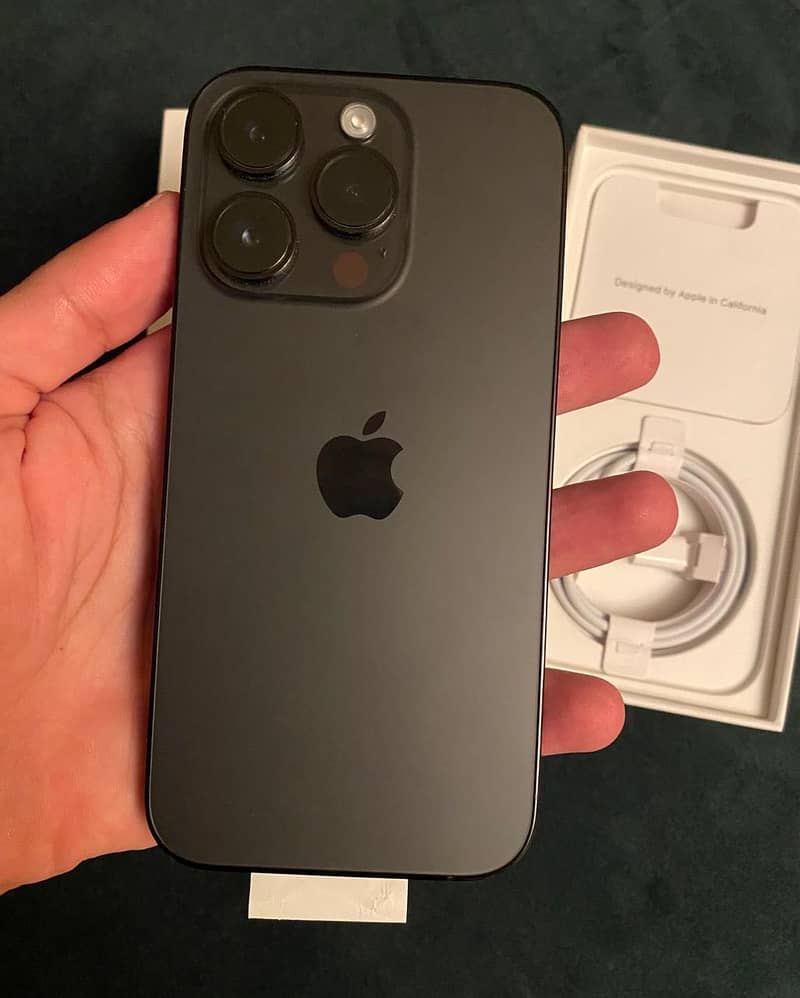Apple iPhone 14 Pro 2