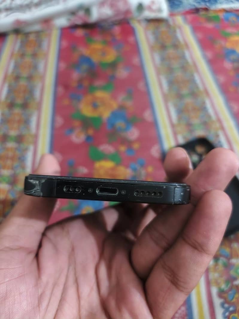 Apple iPhone 14 Pro 3