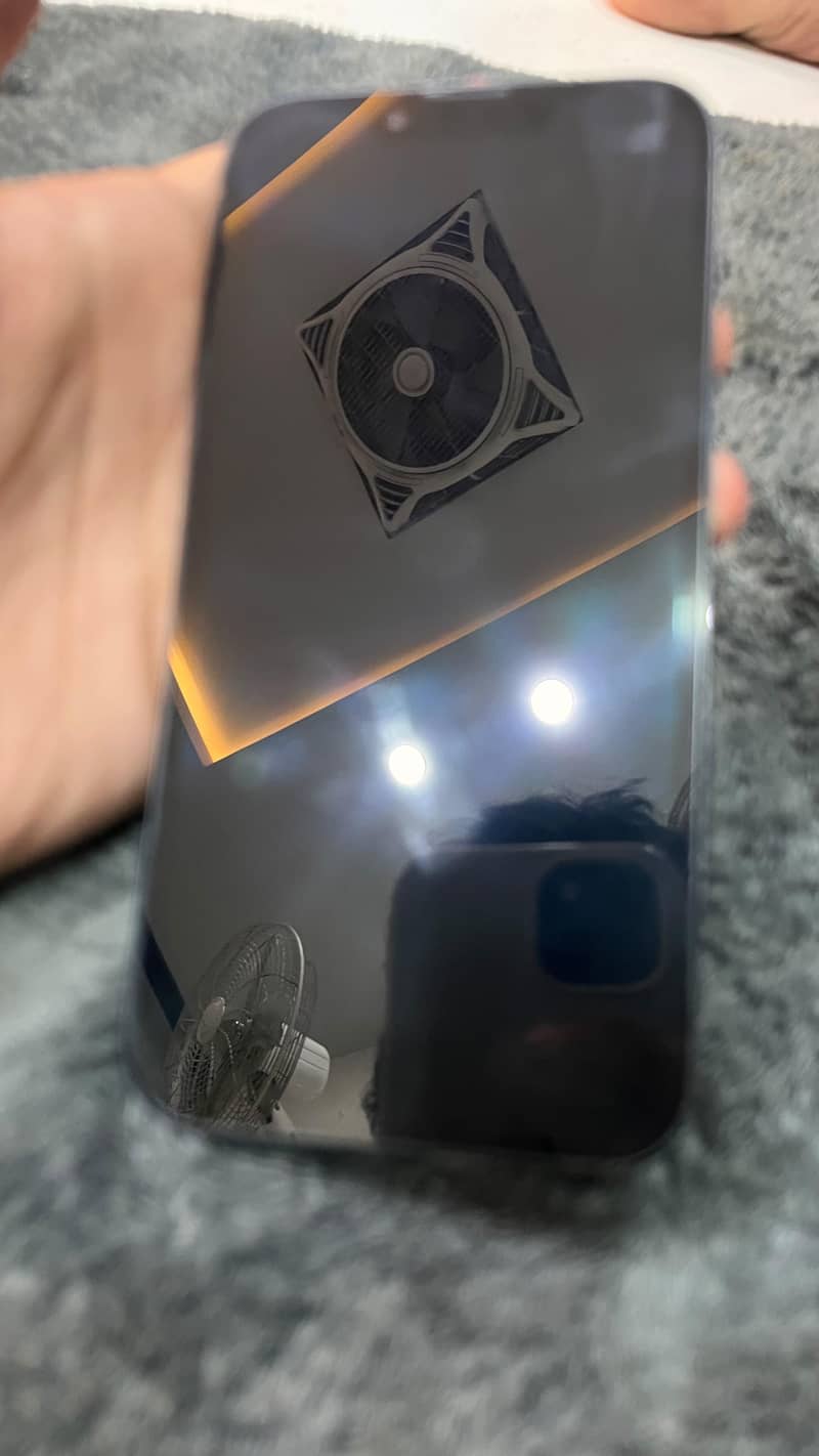 Apple iPhone 13 5