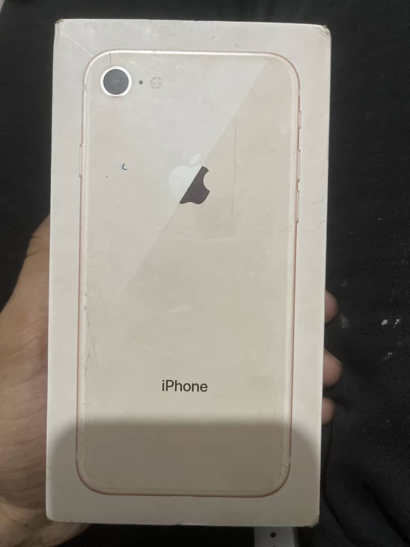Apple iPhone 8 4