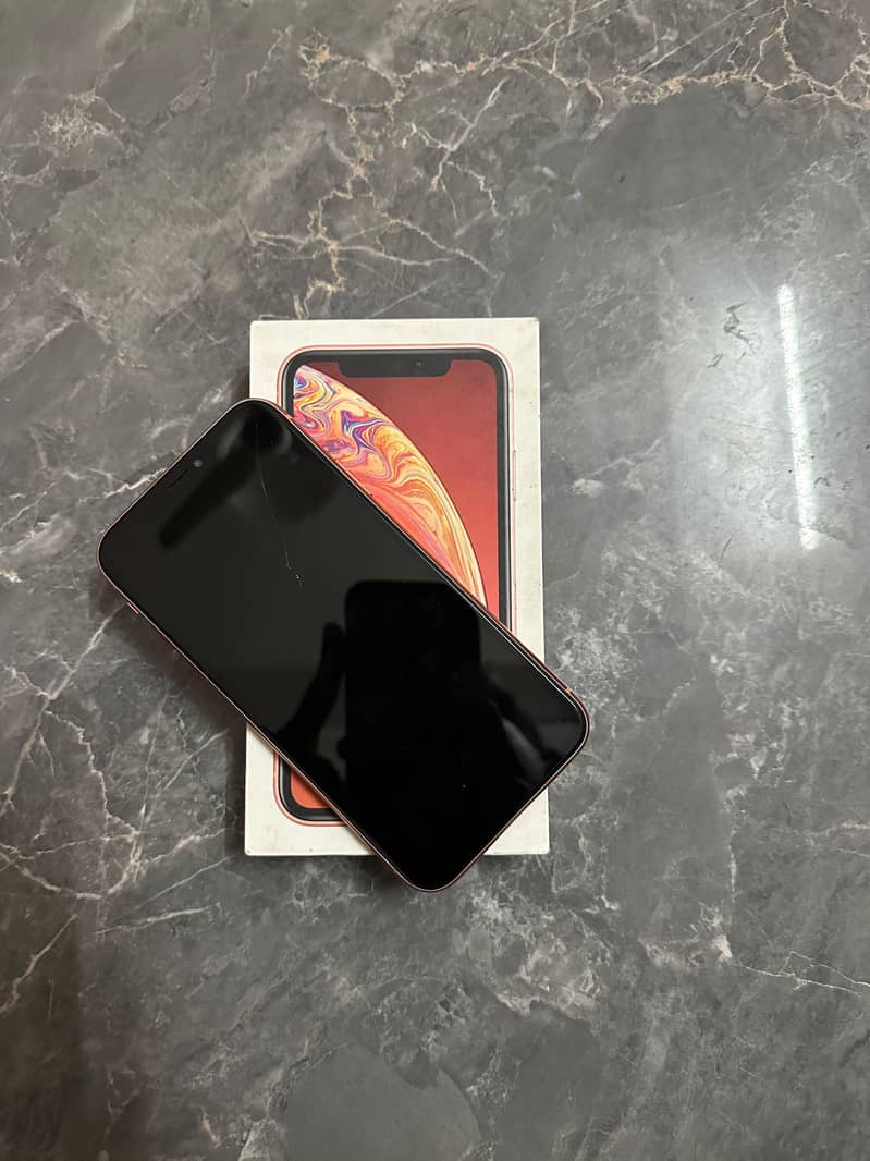 Apple iPhone XR 1
