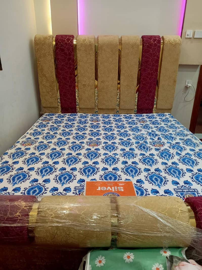 King Size Bed 7