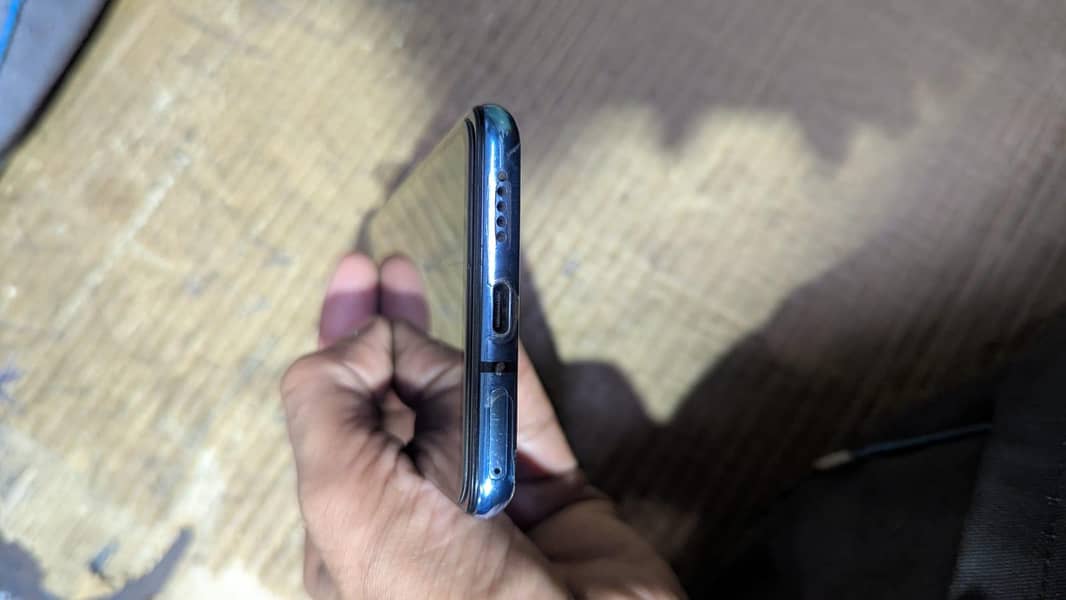 One Plus 7t 8/256 9