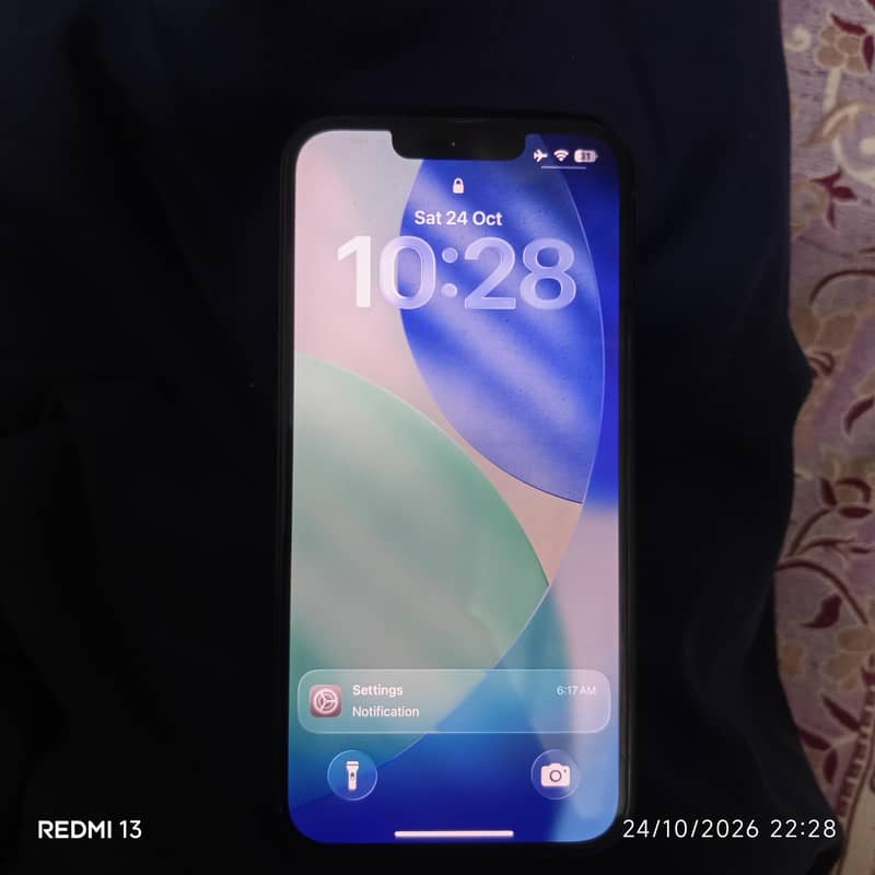 Apple iPhone 13 0