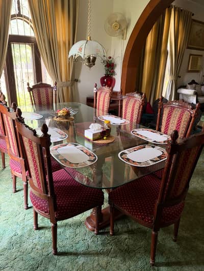 Dinning Table