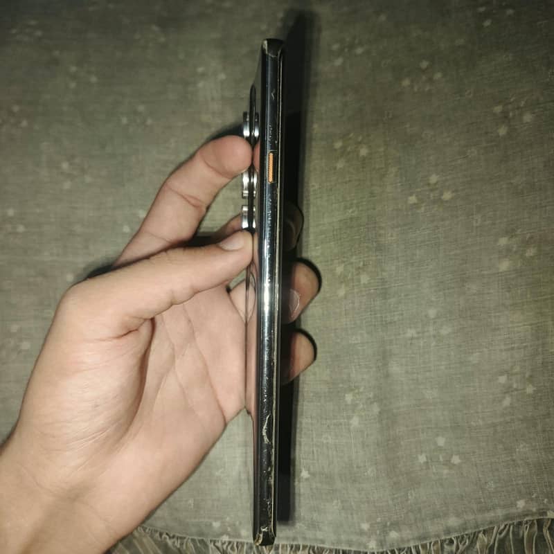 Tecno CAMON 40 Pro 6