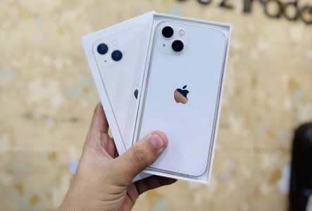 Apple iPhone 13